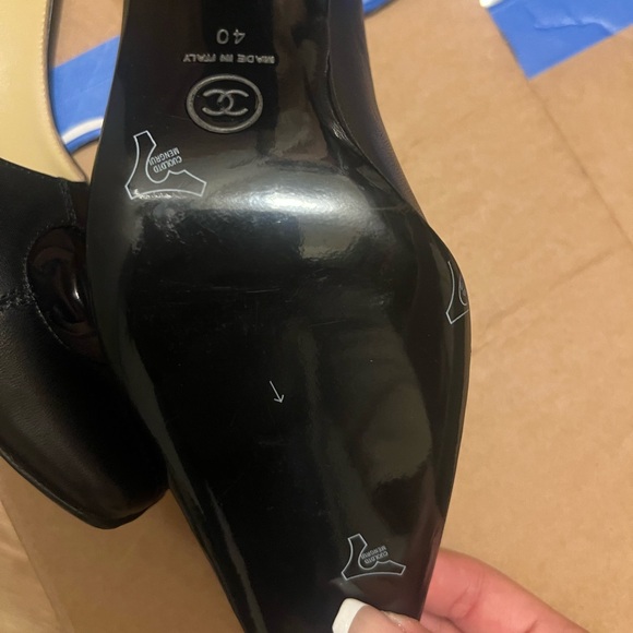 Chanel Heels Black - Picture 5 of 7